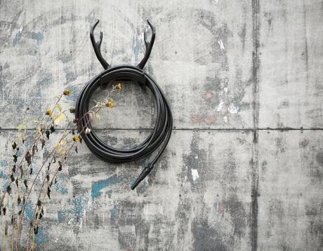 Garden Glory Reindeer Wallmount Black