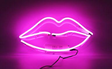 Neon Lips Wall